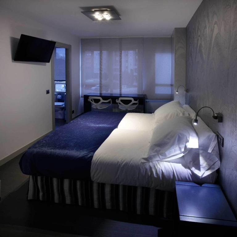 Hostal Averroes Burgo الغرفة الصورة